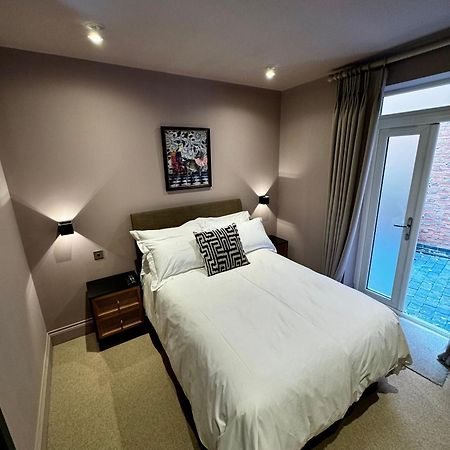 Macbeths Corner High End Luxury Apartment In Centre With Parking Stratford-upon-Avon Ngoại thất bức ảnh