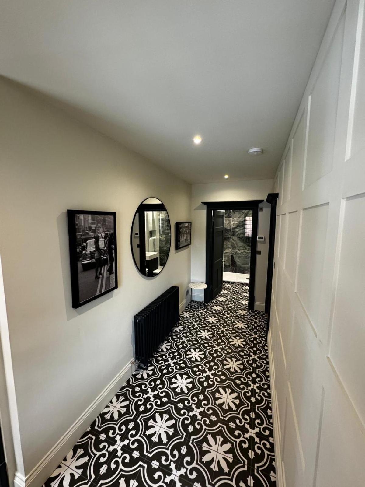 Macbeths Corner High End Luxury Apartment In Centre With Parking Stratford-upon-Avon Ngoại thất bức ảnh